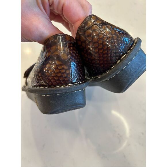 Alegria Feliz chocolate brown snake print Mary Jane shoes size 37 - Picture 4 of 9